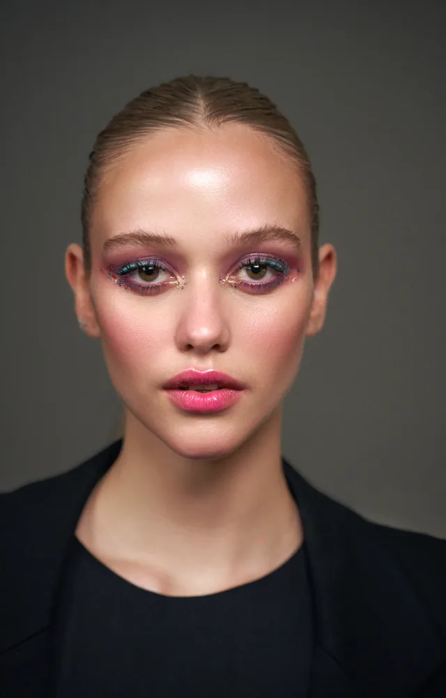 Retrato editorial de maquillaje, portada de la galería de retrato